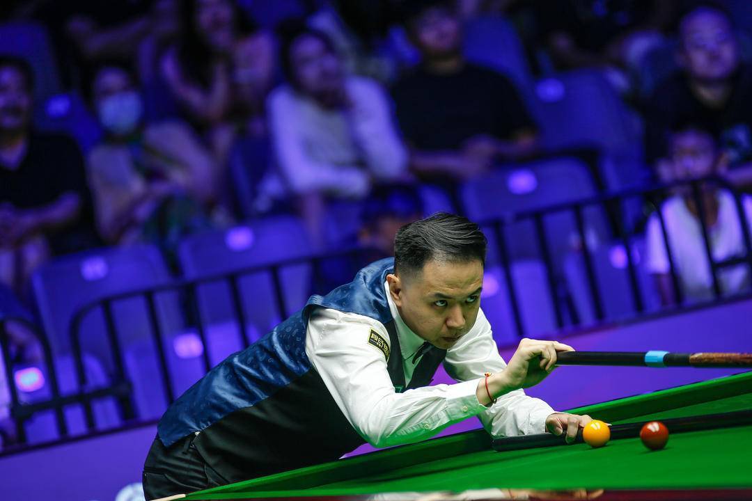 F1伊莫拉站：维斯塔潘夺冠诺里斯亚军 汉密尔顿第四完赛创赛季最佳