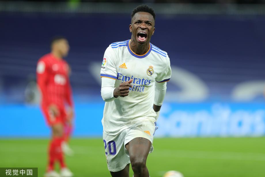 皇馬布陣迎 皇馬布陣迎