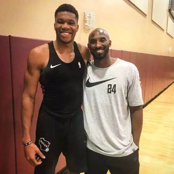 中国特色关 中国特色关