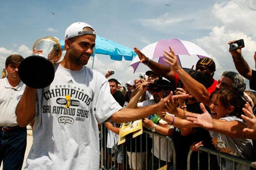 但舆论往往 但舆论往往