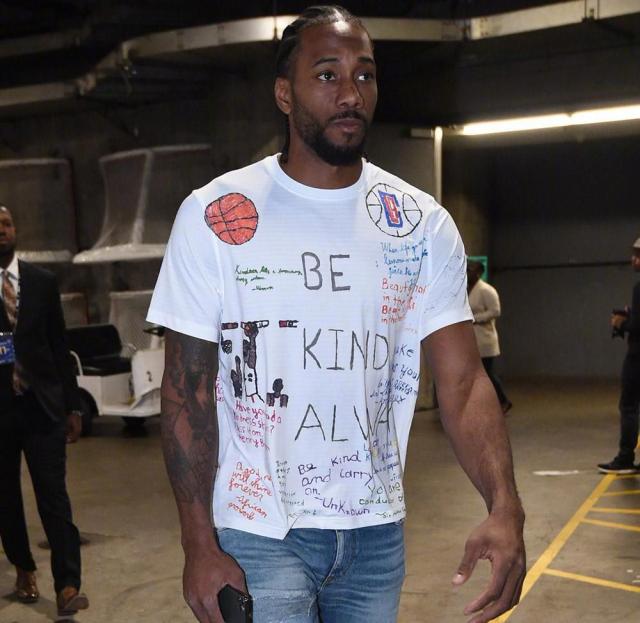 门将与两名 门将与两名